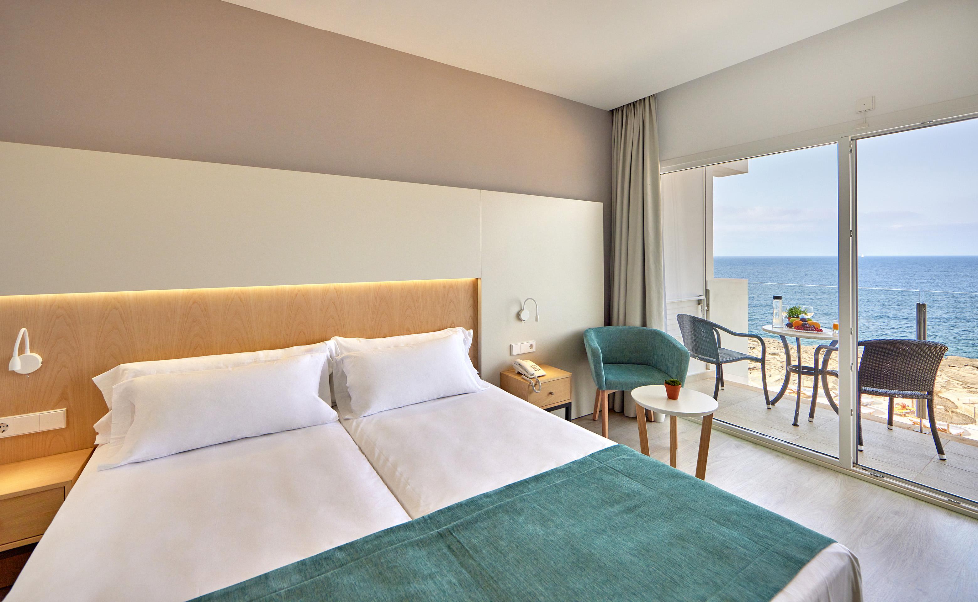 Universal Hotel Cabo Blanco - Adults Only Colonia de Sant Jordi Екстериор снимка